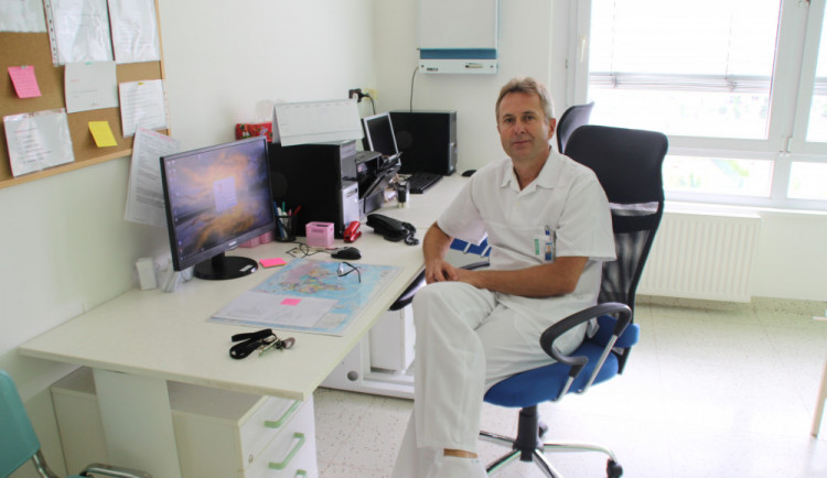 Na traumatologickém oddělení v prostějovské nemocnici ošetří v létě o polovinu pacientů více