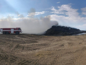 Hasiči likvidovali požár stohu u Olomouce, hořelo i hnojivo