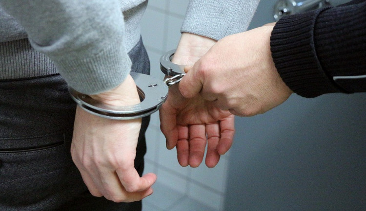Cizinec, který znásilnil u Resortu Hodolany v Olomouci ženu, půjde na devět let za mříže