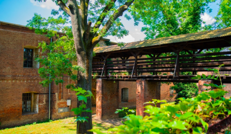 V rámci Dnů evropského dědictví ve Fakultní nemocnici budou moci lidé navštívit starý fort i novostavbu interny