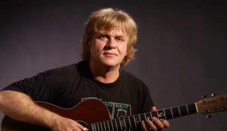 Písničkář a rodák z Přerova Karel Plíhal oslaví šedesátiny