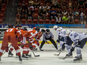 FOTOGALERIE: Kohouti si poradili se soupeřem z KHL, porazili Vladivostok 4:2