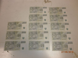 Muž našel na Dolní Novosadské v Olomouci 26 tisíc v hotovosti. Předal je strážníkům