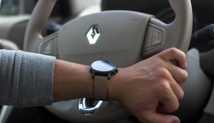 Muž si půjčoval auta, ale neplatil za ně. Teď mu hrozí až pět let vězení