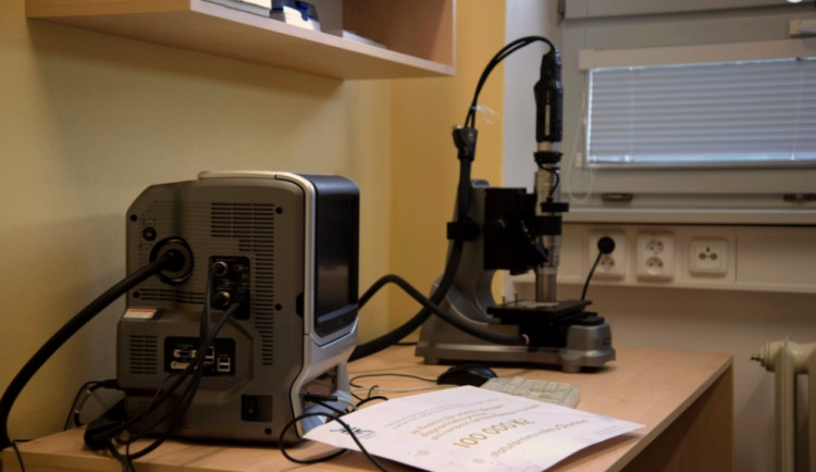 Fakultní nemocnice má dva speciální přístroje, které pomůžou v léčbě dětí s onemocněním plic