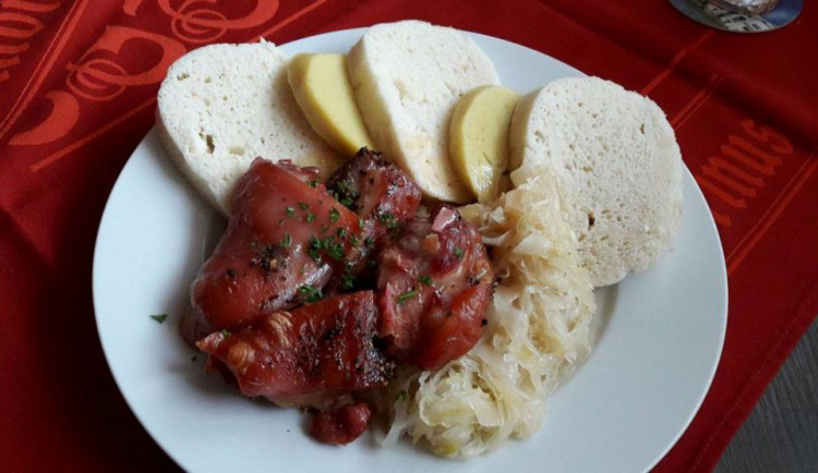 Vepřové maso putující k nám ze zahraničí čekají kontroly a vyšetření