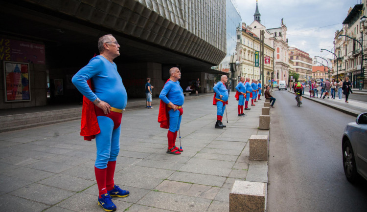 Každý čtvrtý senior na Olomoucku přeposílá řetězové e-maily. Pomoci má čtvrteční přednáška v Olomouci