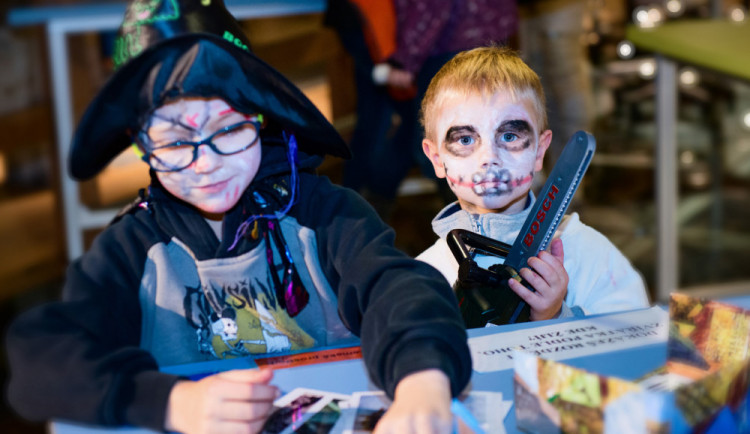 Pevnost poznání se v sobotu 27. října promění na Pevnost duchů. Přijďte s celou rodinou na strašidelný program!