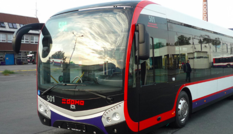 Olomoucký dopravní podnik má první elektrobus, představen bude příští pátek