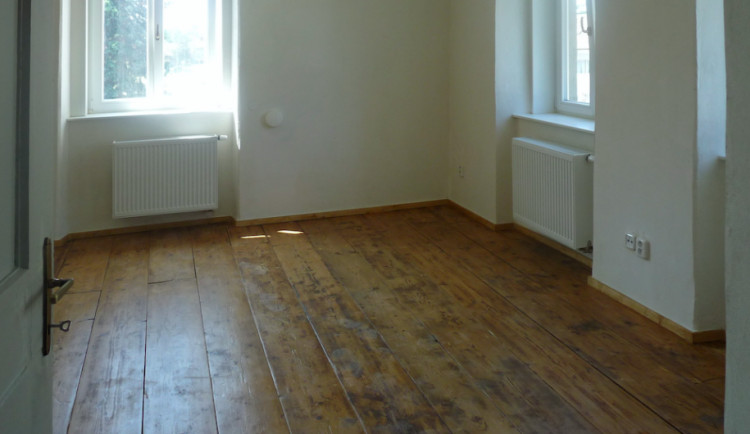 Díky dotaci získala olomoucká Charita sedm nových sociálních bytů v Přerově a Tršicích