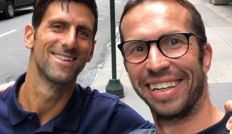 Zeman vyznamená bývalého tenistu Radka Štěpánka