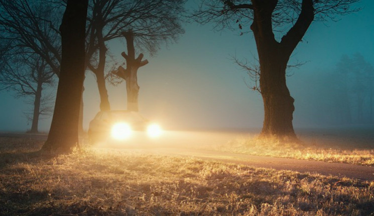 Jízda za mlhy je nepříjemná, může však být bezpečná