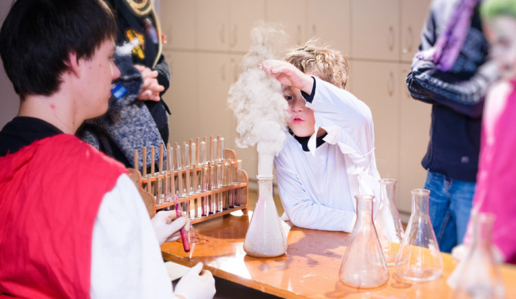 VÍKEND PODLE DRBNY: S dětmi na Pevnost duchů nebo ohňostroj