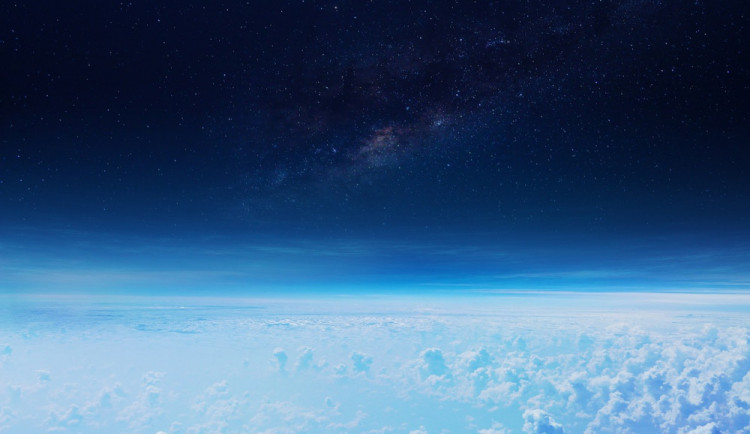 Pozdrav k výročí republiky vysílal balon se sondou ze stratosféry