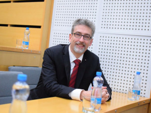 Olomouc má oficiálně nového primátora. Dnes se jím stal Miroslav Žbánek