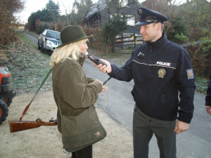 Policisté kontrolovali myslivce, nezjistili žádná pochybení