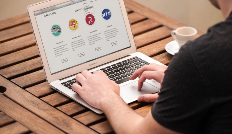 Přihlaste se do soutěže Zlatý erb o nejlepší webové stránky měst a obcí!