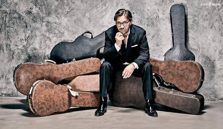 Známý americký hudebník Al Di Meola odehraje svůj koncert v Olomouci v březnu
