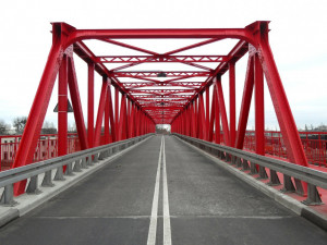 Dluhonské mosty byly dnes zkolaudovány, řidiči se po nich projedou již v sobotu