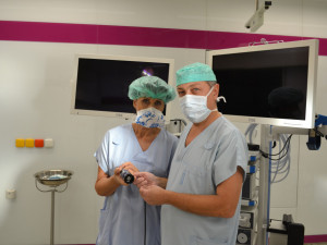 Nemocnice Prostějov pořídila na chirurgický operační sál novou laparoskopickou věž