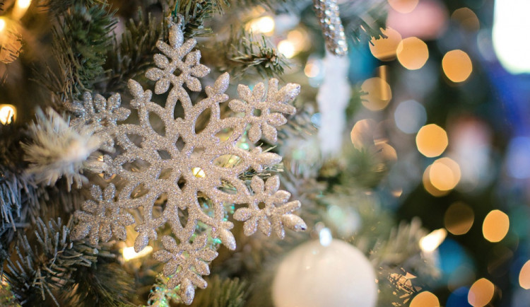 Podívejte se, kde všude proběhne rozsvícení vánočního stromu. Čekají vás koncerty i strom splněných přání
