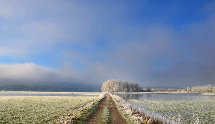 Meteorologové nepředpokládají po další čtyři týdny výraznější výkyvy teplot