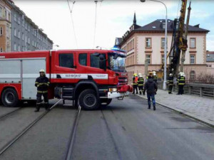 AKTUÁLNĚ: Masivní únik plynu uzavřel Masarykovu třídu. Hasiči evakuovali kolemjdoucí