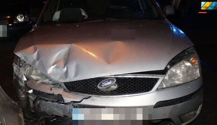 K nabourání tří zaparkovaných aut došlo na ulici Dobnerova. Řidič měl v sobě tři promile