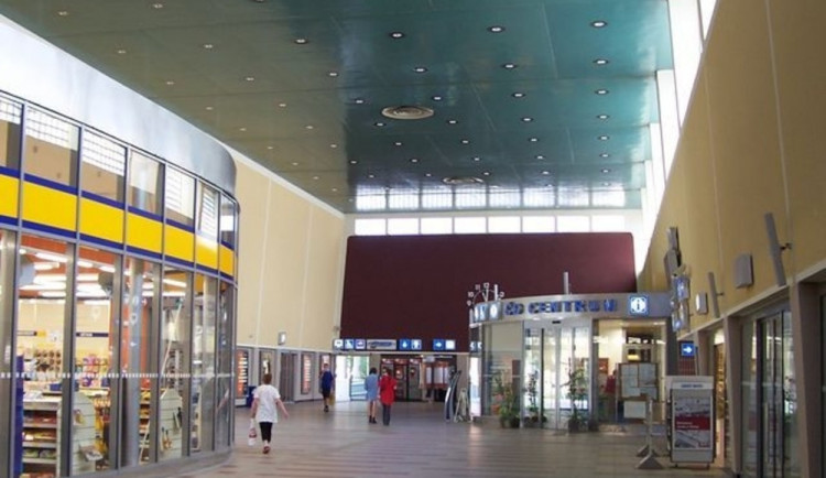 Nádraží v Prostějově se bourat nebude, v příštích letech bude opraveno