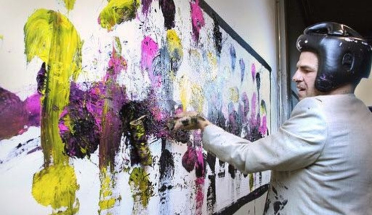 Světově uznávaný umělec Tibor Červeňák vystaví své obrazy v Galerii Synagoga