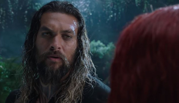 RECENZE: DC sazí v Aquamanovi na barevnost marvelovek. A vyplácí se to