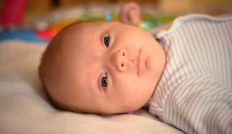 V přerovské porodnici se narodilo první dítě letošního roku, jmenuje se František Max