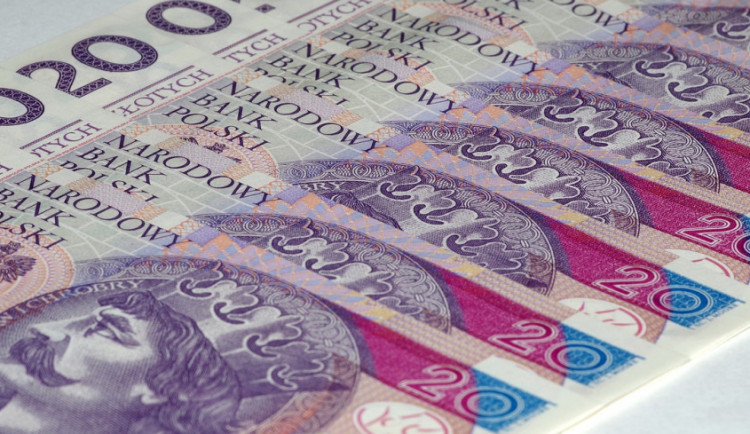 Muž okradl pracovnici směnárny o několik tisíc. Ta si chybějících peněz všimla až po jeho odchodu