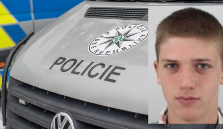 Policie pátrá: Dvacetiletého mladíka hledají soudy kvůli majetkové trestné činnosti