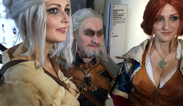 VÍKEND PODLE DRBNY: Zajděte si na hasičský ples, navštivte Univerzitu Palackého nebo Cosplay festival
