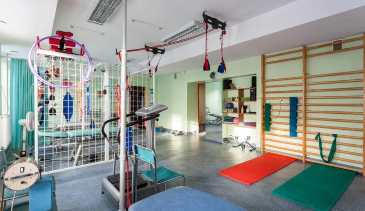 Rehabilitační centrum JITROCEL pomáhá dětem i dospělým. Nabízí cvičení, masáže i služby logopedie