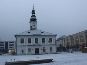 Na jesenickém náměstí se bude opět jezdit jednosměrně. Důvodem je bezpečnost