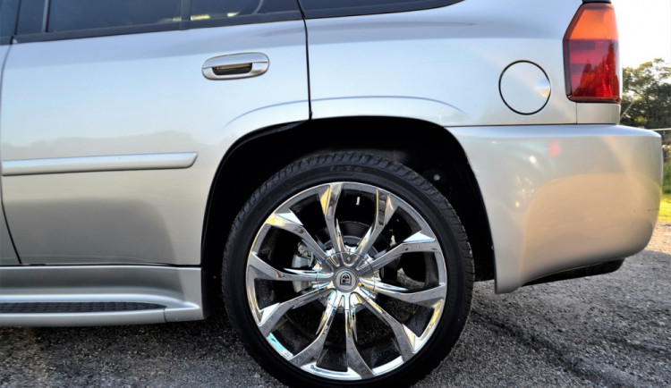 Policisté vyzývají ke zvýšené opatrnosti. Na Prostějovsku řádí zloději pohonných hmot