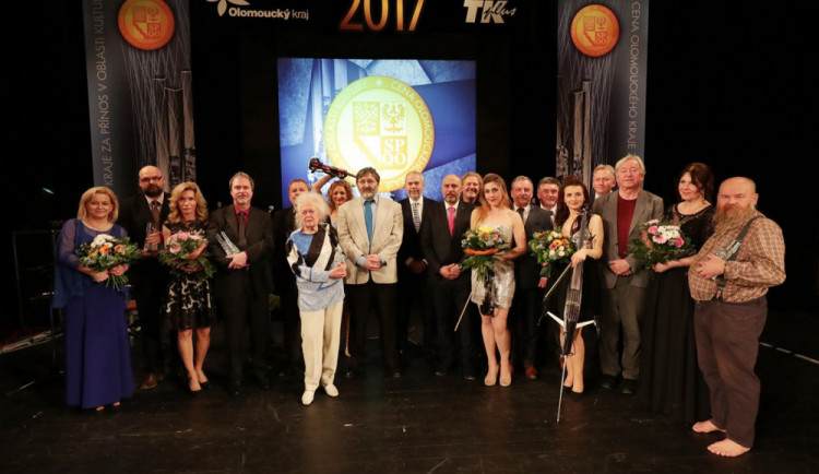 Nominovat osobnosti na Ceny Olomouckého kraje můžete už jen do konce ledna