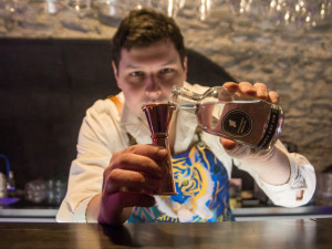 Stylový bar Blue Tiger zve na komentovanou degustaci ginu