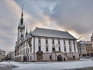 Velká rekonsrukce olomoucké radnice se blíží, obnoveny budou i sto let zničené sluneční hodiny