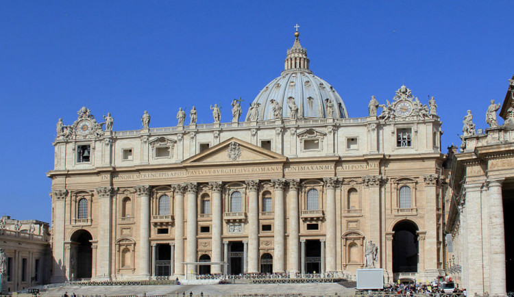 V kauze zproštěného bývalého kněze se jeho řád obrátí na Vatikán