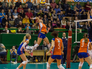 Volejbalistky Olomouce půjdou do play-off z prvního místa. Prostějov porazily 3:1