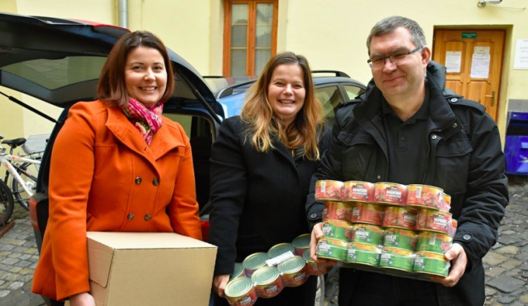 Olomoucká Charita vyhlásila sbírku konzerv a trvanlivých potravin
