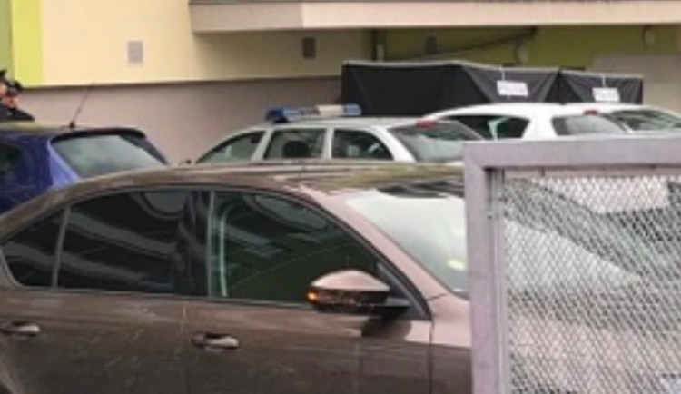 AKTUÁLNĚ: Na Janského ulici v Olomouci se stala tragická událost, zemřel tam člověk