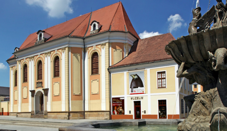 Vlastivědné muzeum v Olomouci vystavuje hanácké kroje