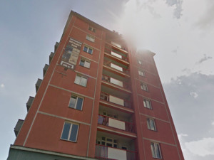 Starší žena zemřela po pádu z šestého patra Hotelového domu v Olomouci