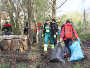 Jarní očista je tady. Olomouc uklidí pracovníci technických služeb i dobrovolníci