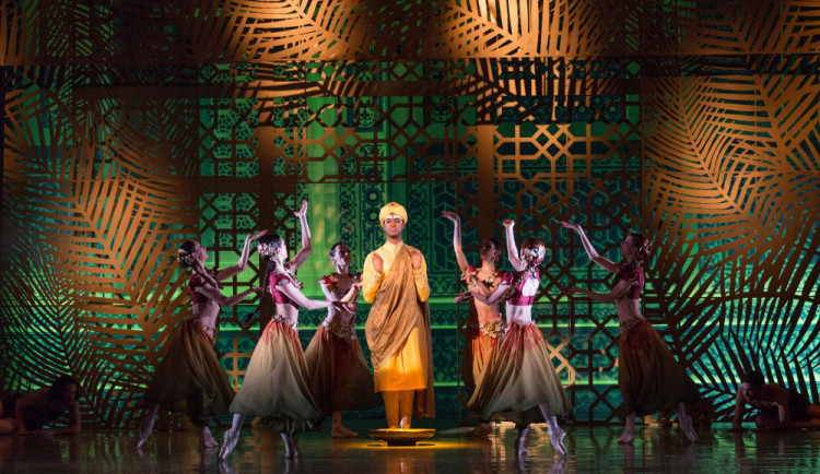 Moravské divadlo v pátek uvede  premiéru baletu Bajadéra. Choreografie se zhostil Michal Štípa
