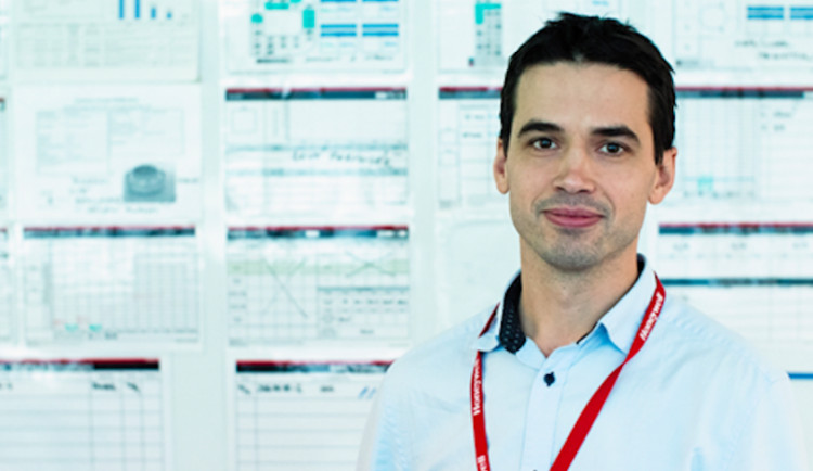 Z operátora mistrem. Důležité je mít zájem, pak vám firma pomůže